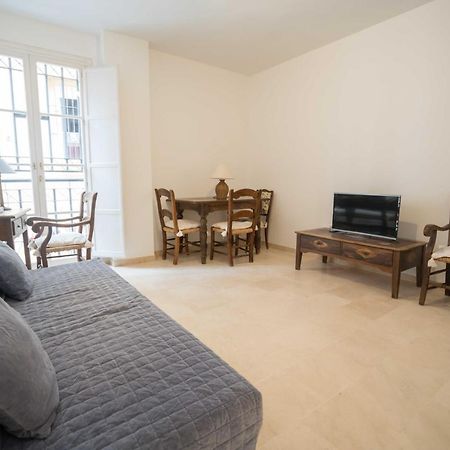 Optimus Conde De Ibarra Apartment Севиля Екстериор снимка