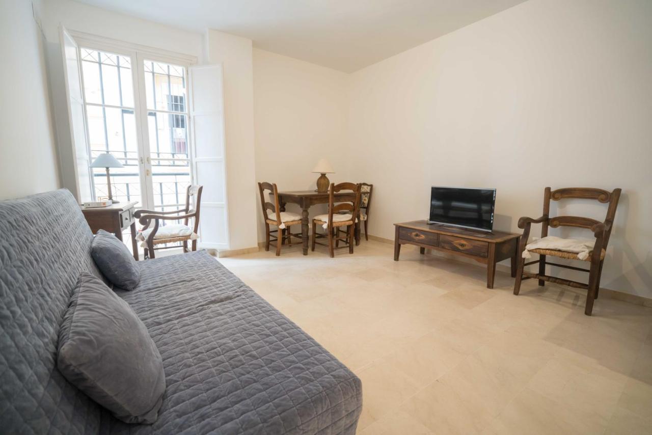 Optimus Conde De Ibarra Apartment Севиля Екстериор снимка